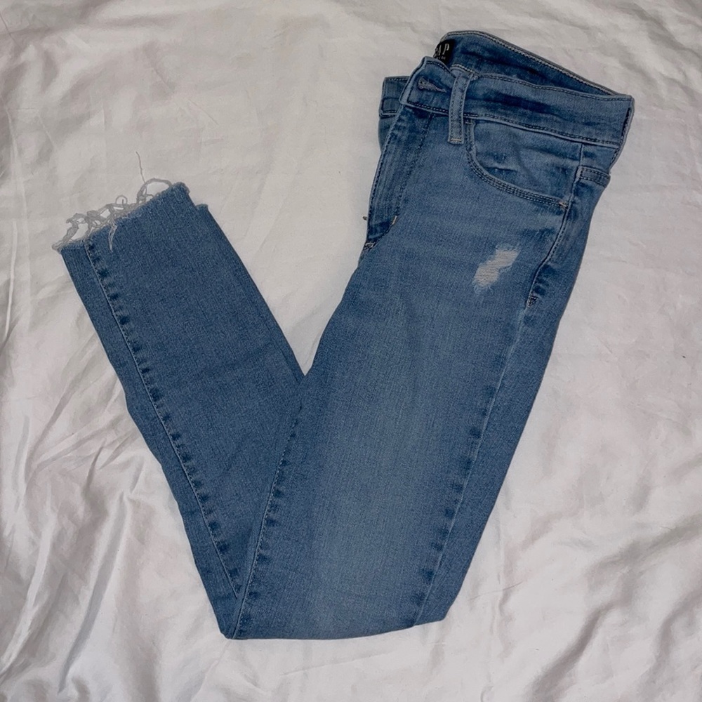 Gap Mid Rise Favorite Jeggings with Raw Hem